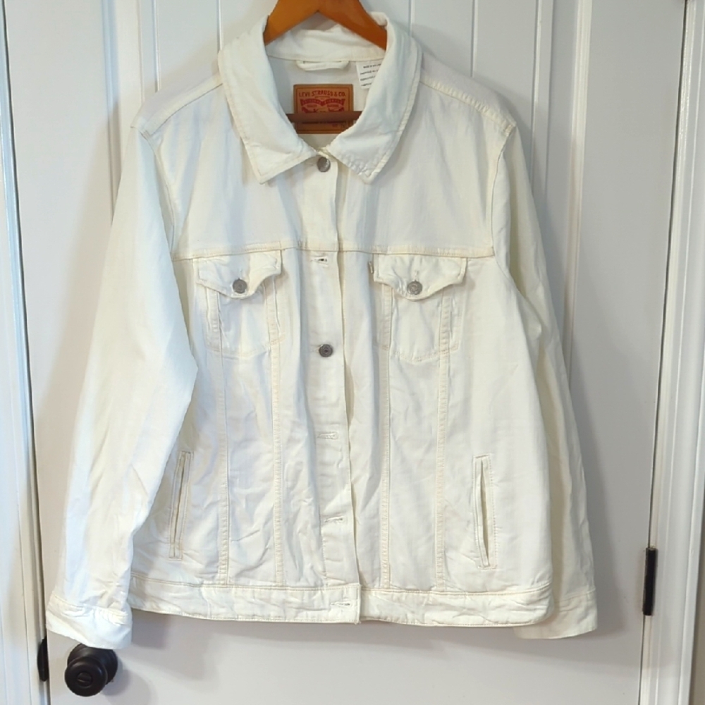 Women's Levi's White Jean Jacket Casual Denim Style